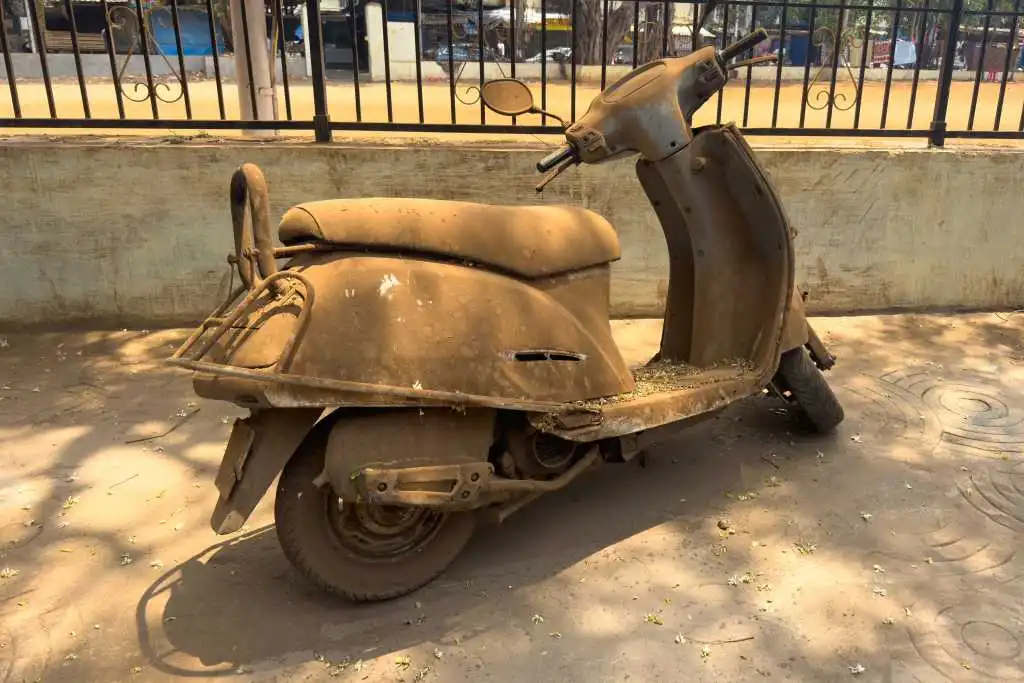 Two wheeler Scrap image
